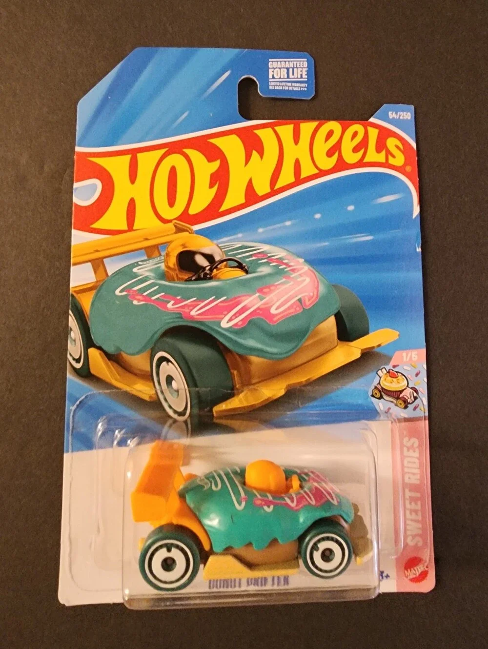 NEW Hot Wheel 